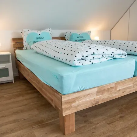 Wunderschone Und Frisch Renovierte Ferienwohnung In Strandnahe Fur 4-6 Personen! Semesterbostad